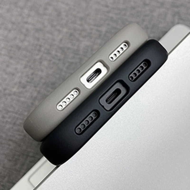 iPhone Case iPhone 17 Pro Max / Black NovaXCase