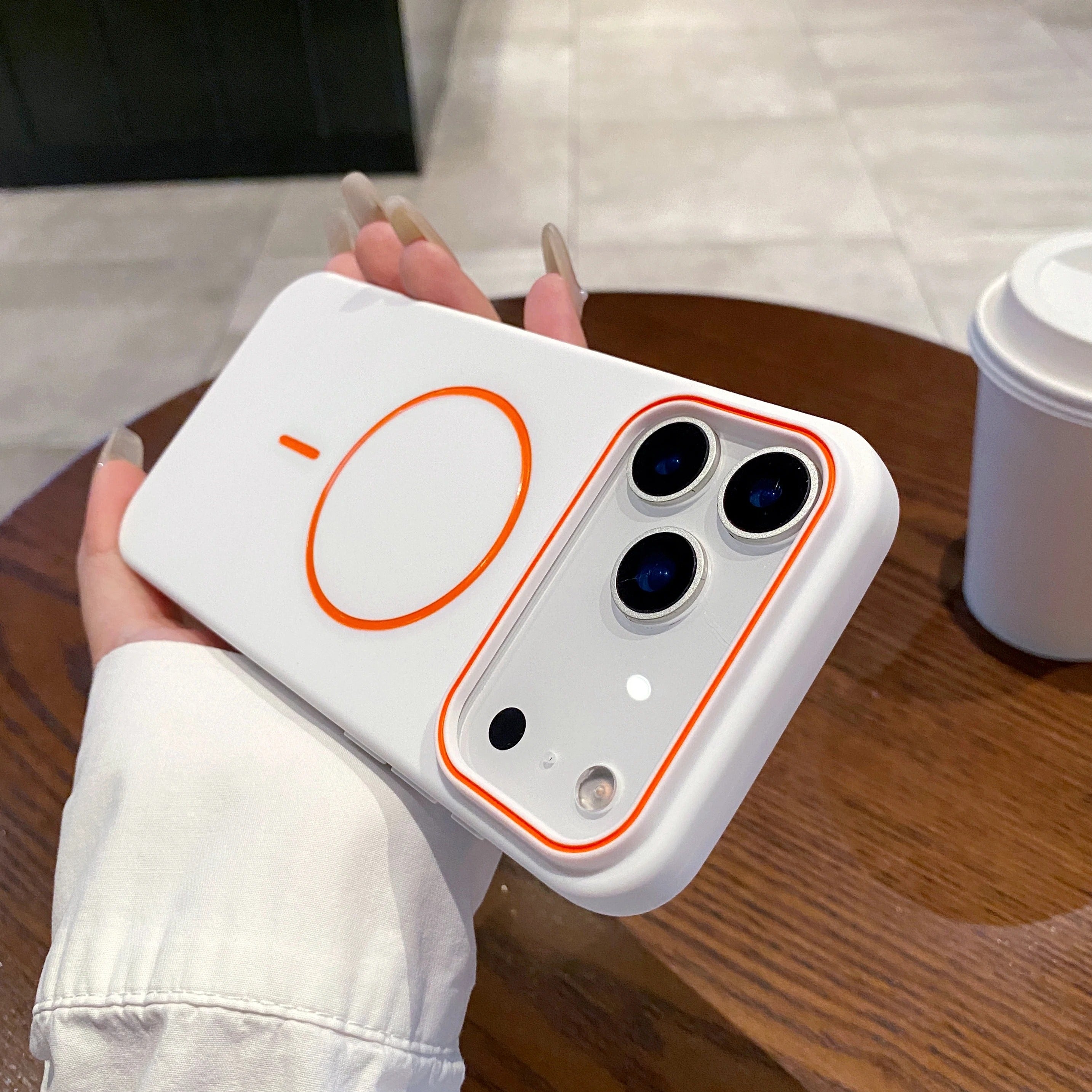 iPhone Case iPhone 17 Pro Max / White NovaXCase