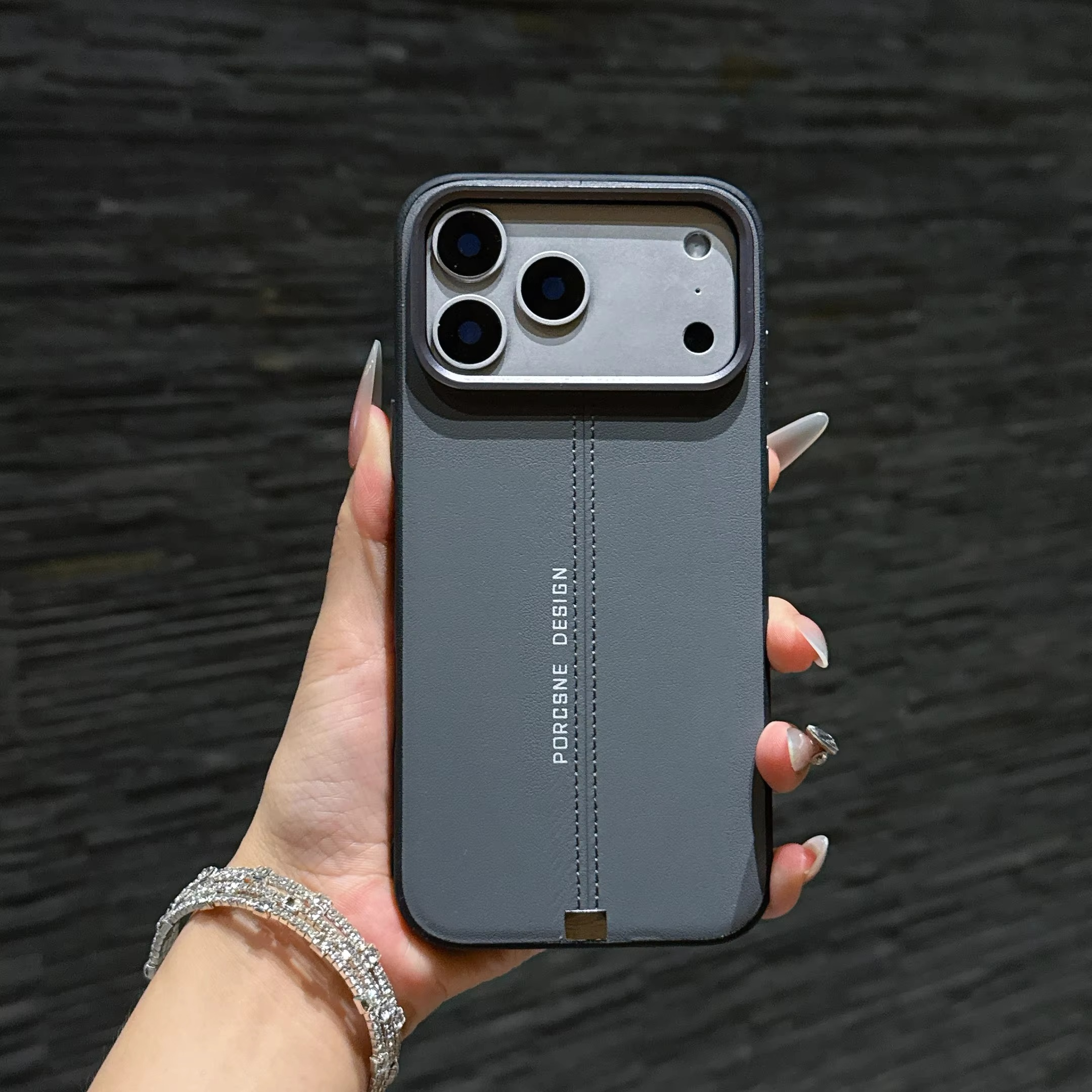 iPhone Case iPhone 17 Pro Max / Gray NovaXCase