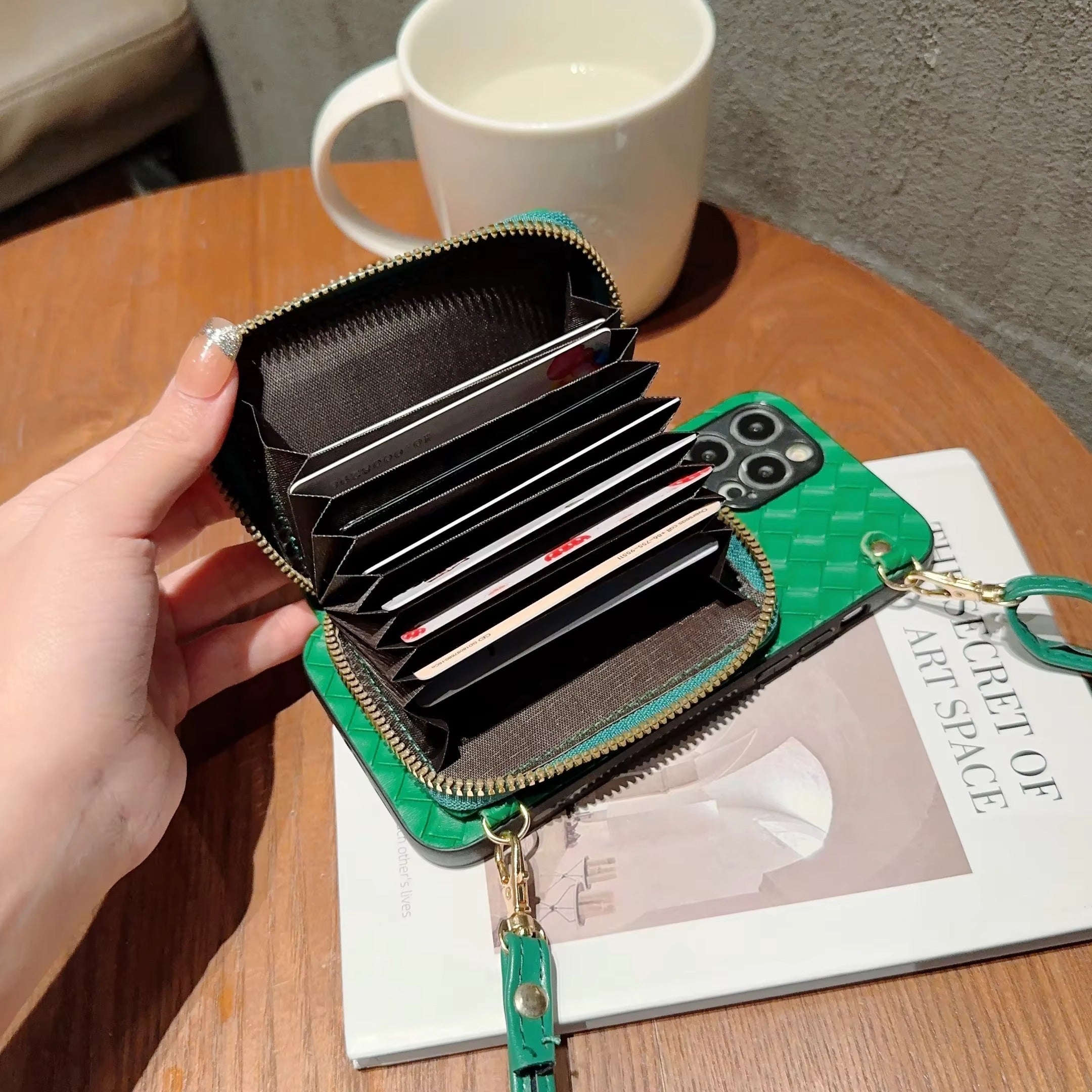 iPhone Case iPhone 17 Pro Max / Black ZenithXCase