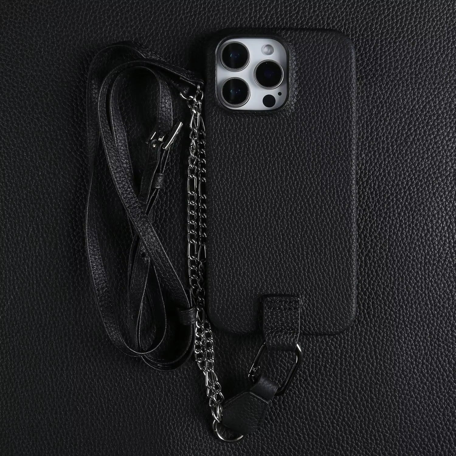 iPhone Case iPhone 17 Pro Max / Black NovaXCase