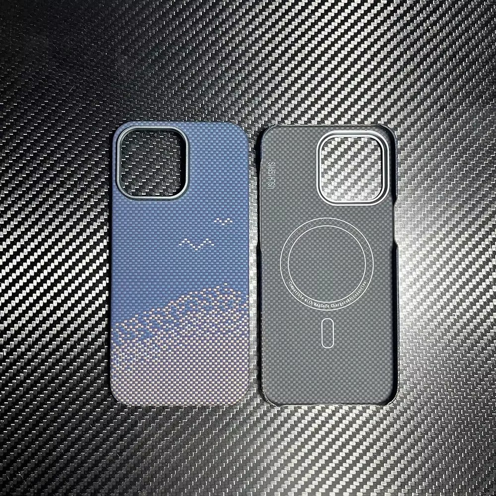 Premium iPhone Case — Thin Aramid Fiber Magnetic Cover with MagSafe Compatibility, Ultra-Lightweight Carbon Texture & Durable Half-Wrapped Design
