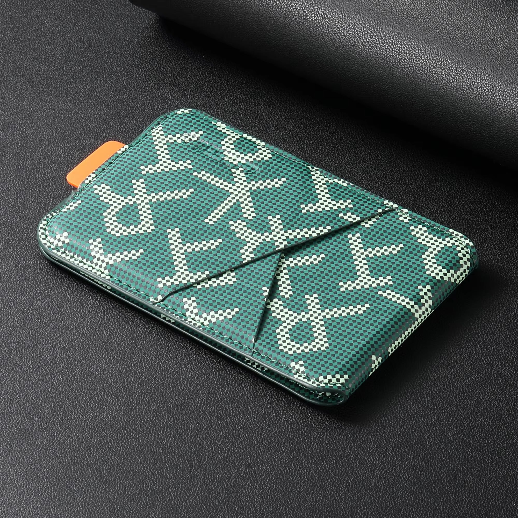 Accessories Green / iPhone 17 Pro Max NovaXCase