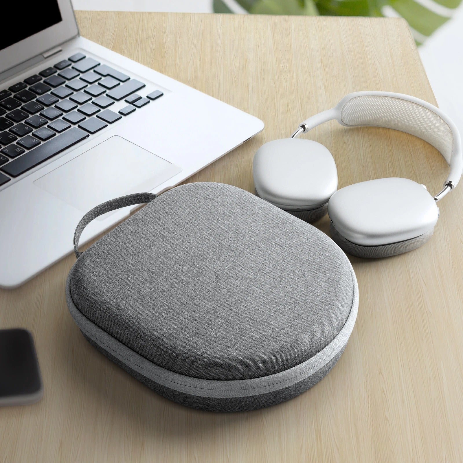 Luxury AirPods Max Premium Protective Travel Case with Smart Sleep Mode, EVA Hard Shell Carrying Bag for Safe Storage