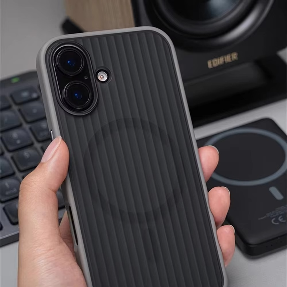 iPhone Case iPhone 17 Pro Max / Black NovaXCase