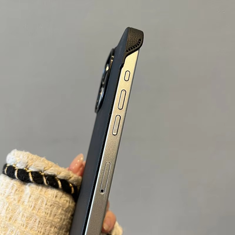 iPhone Case iPhone 17 Pro Max / Black NovaXCase