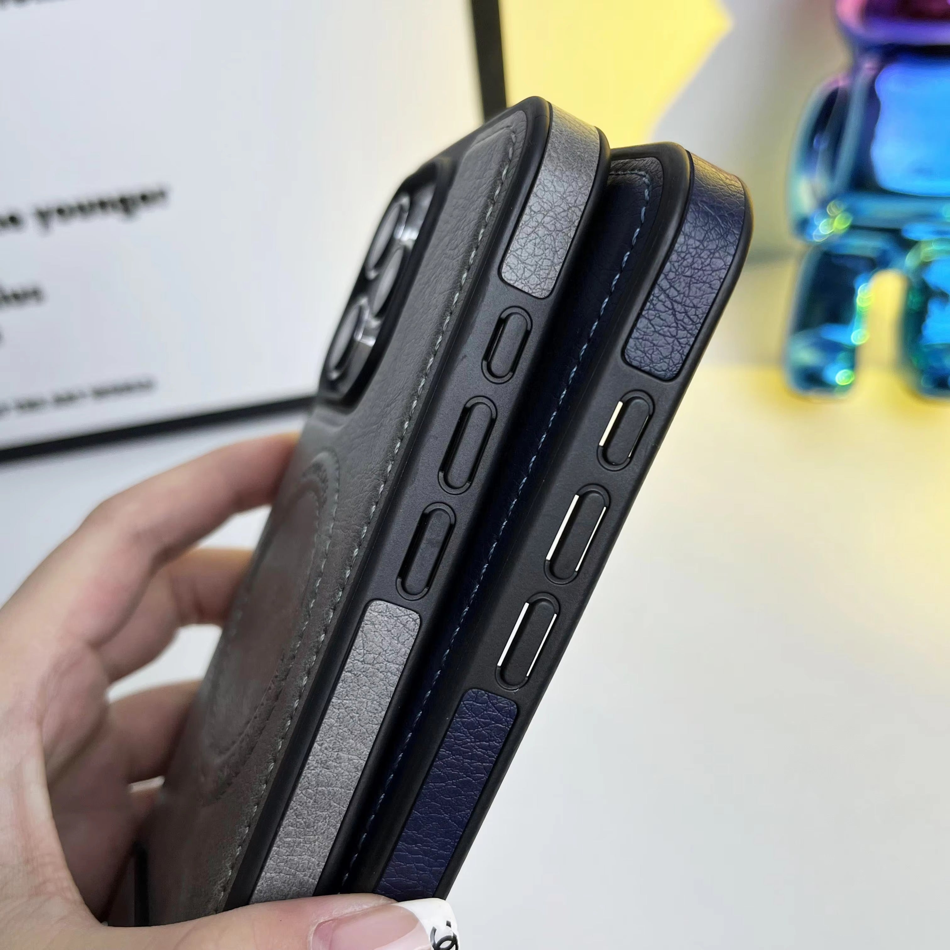 iPhone Case iPhone 17 Pro Max / Black NovaXCase