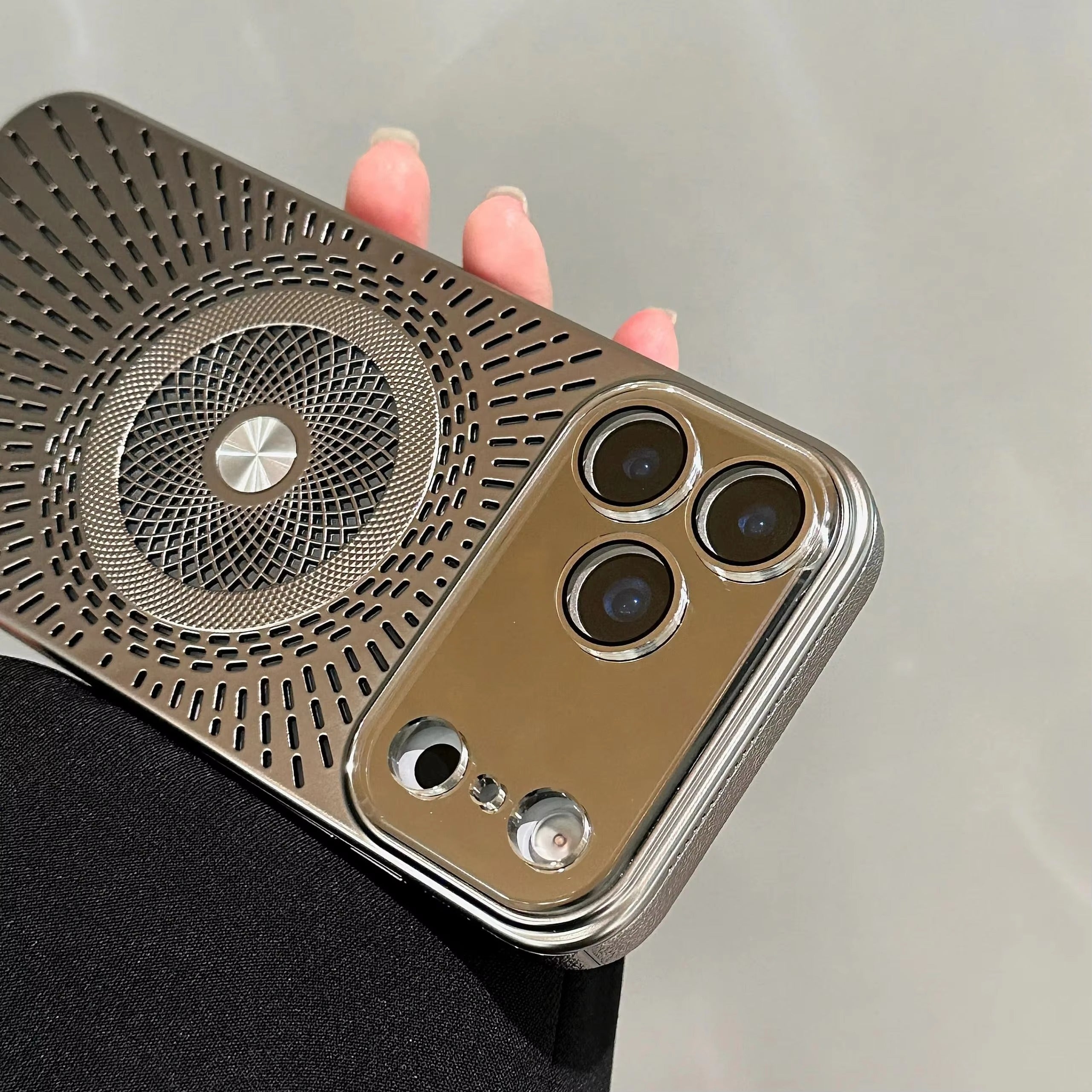 iPhone Case iPhone 17 Pro Max / Black NovaXCase