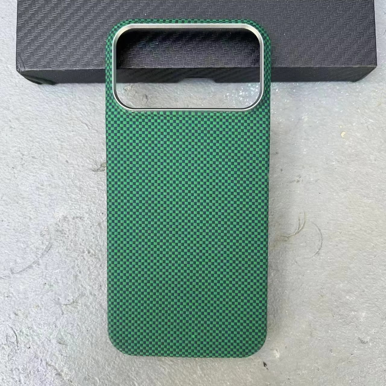 iPhone Case iPhone 17 Pro Max / Green NovaXCase