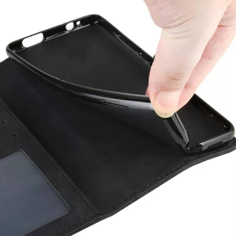 iPhone Case iPhone 17 Pro Max / Black NovaXCase