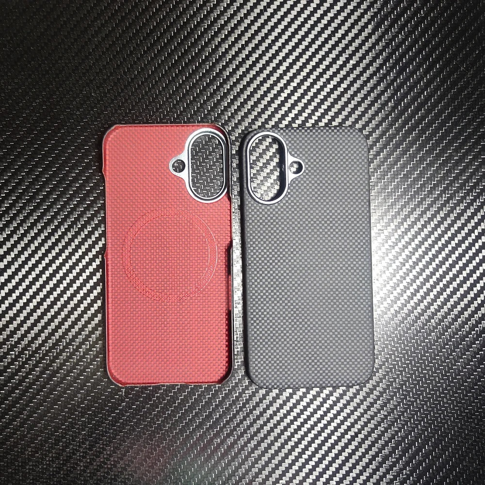 Premium iPhone Case — Thin Aramid Fiber Magnetic Cover with MagSafe Compatibility, Ultra-Lightweight Carbon Texture & Durable Half-Wrapped Design