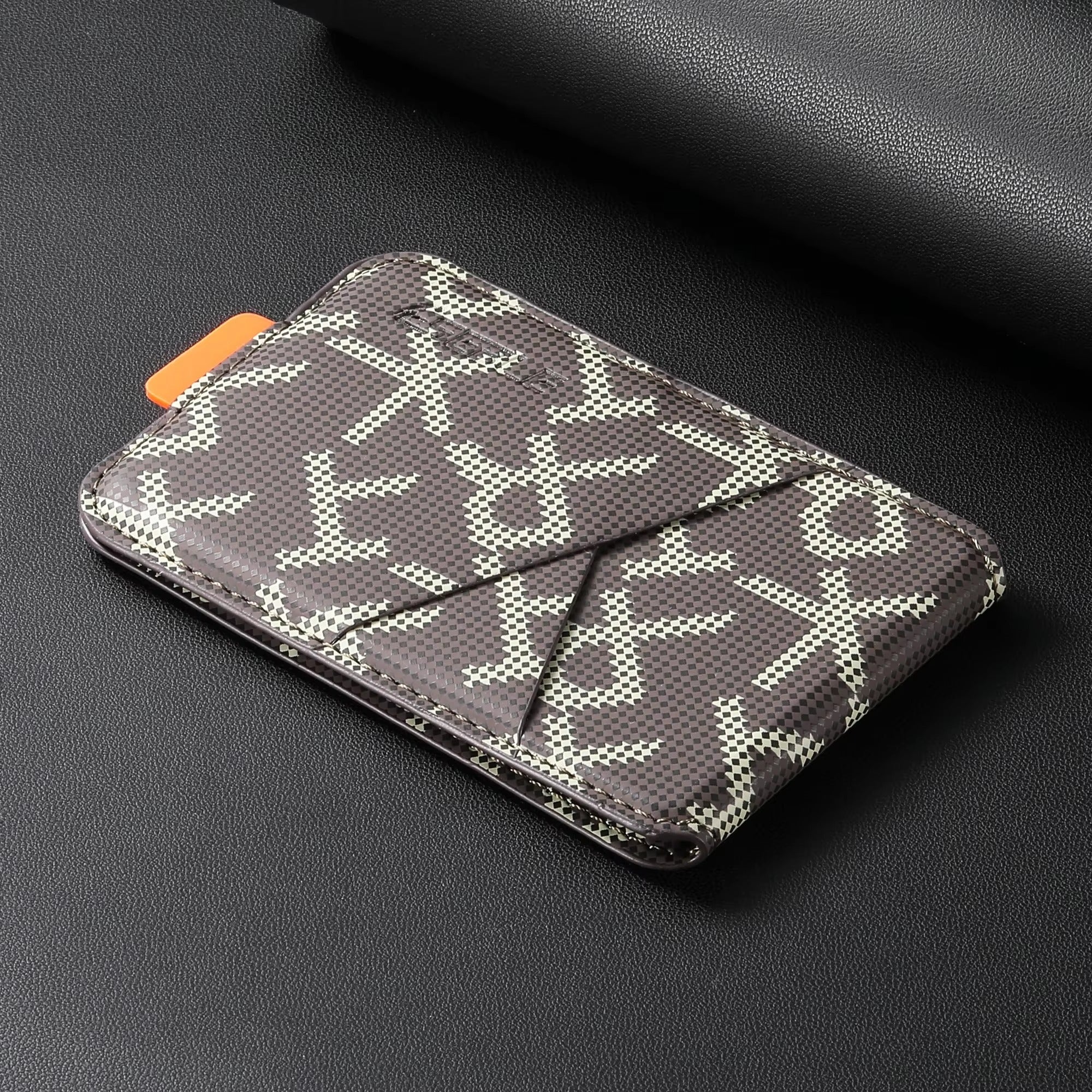 Accessories Champagne / iPhone 17 Pro Max NovaXCase