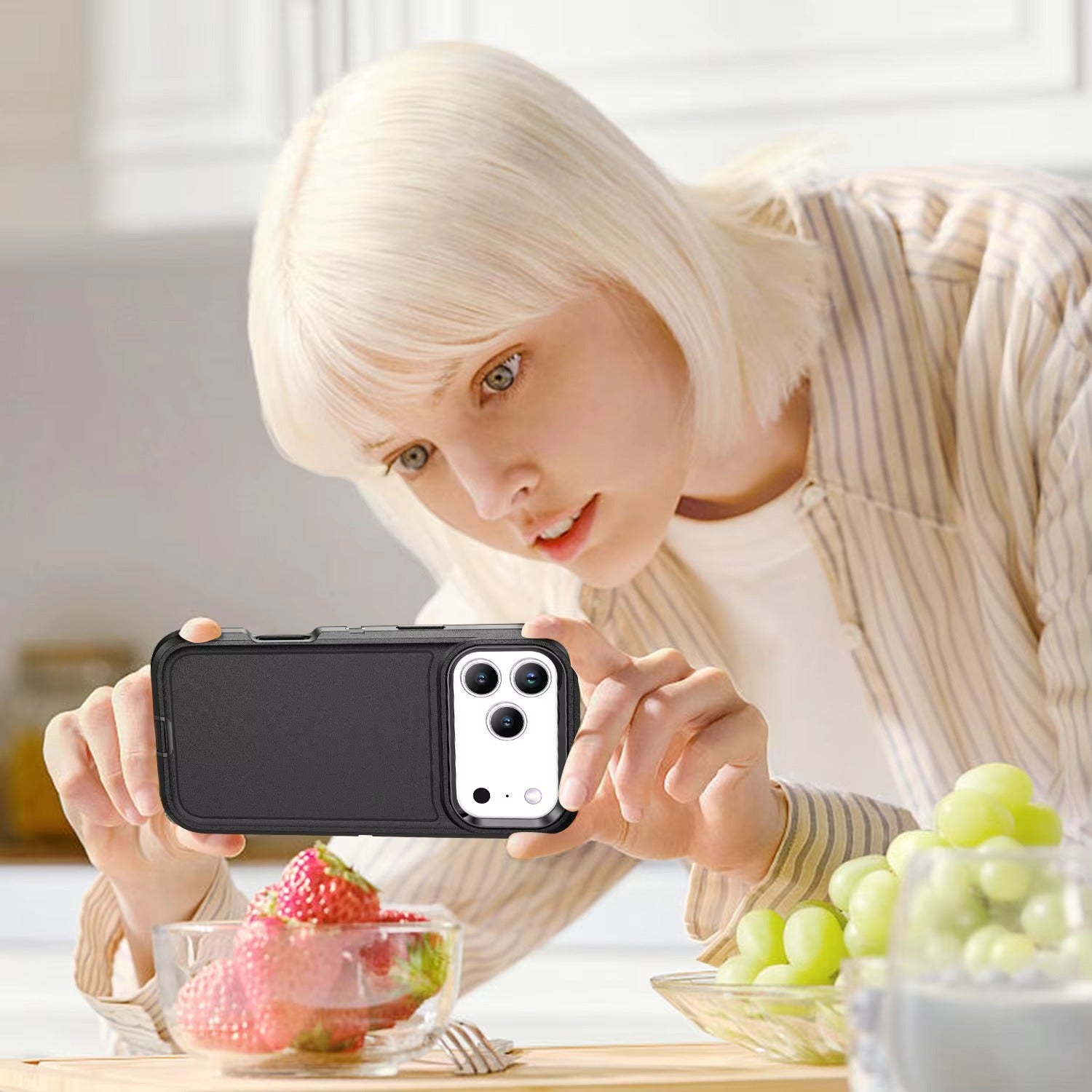 iPhone Case iPhone 17 Pro Max / Black NovaXCase